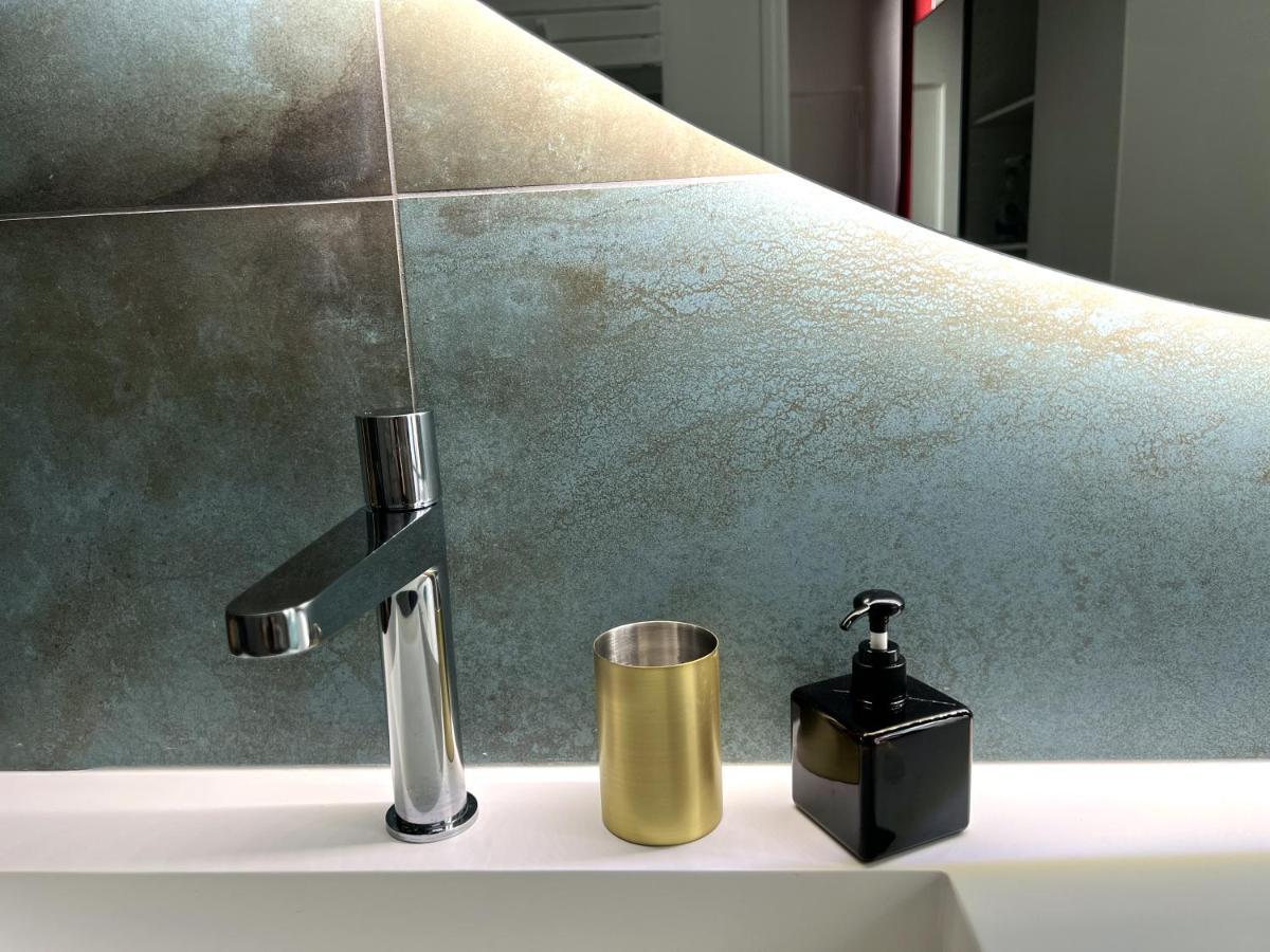 Marais Appartement 2 Chambres 2 Salles De Bain - Spa Jacuzzi ! Paris Ngoại thất bức ảnh