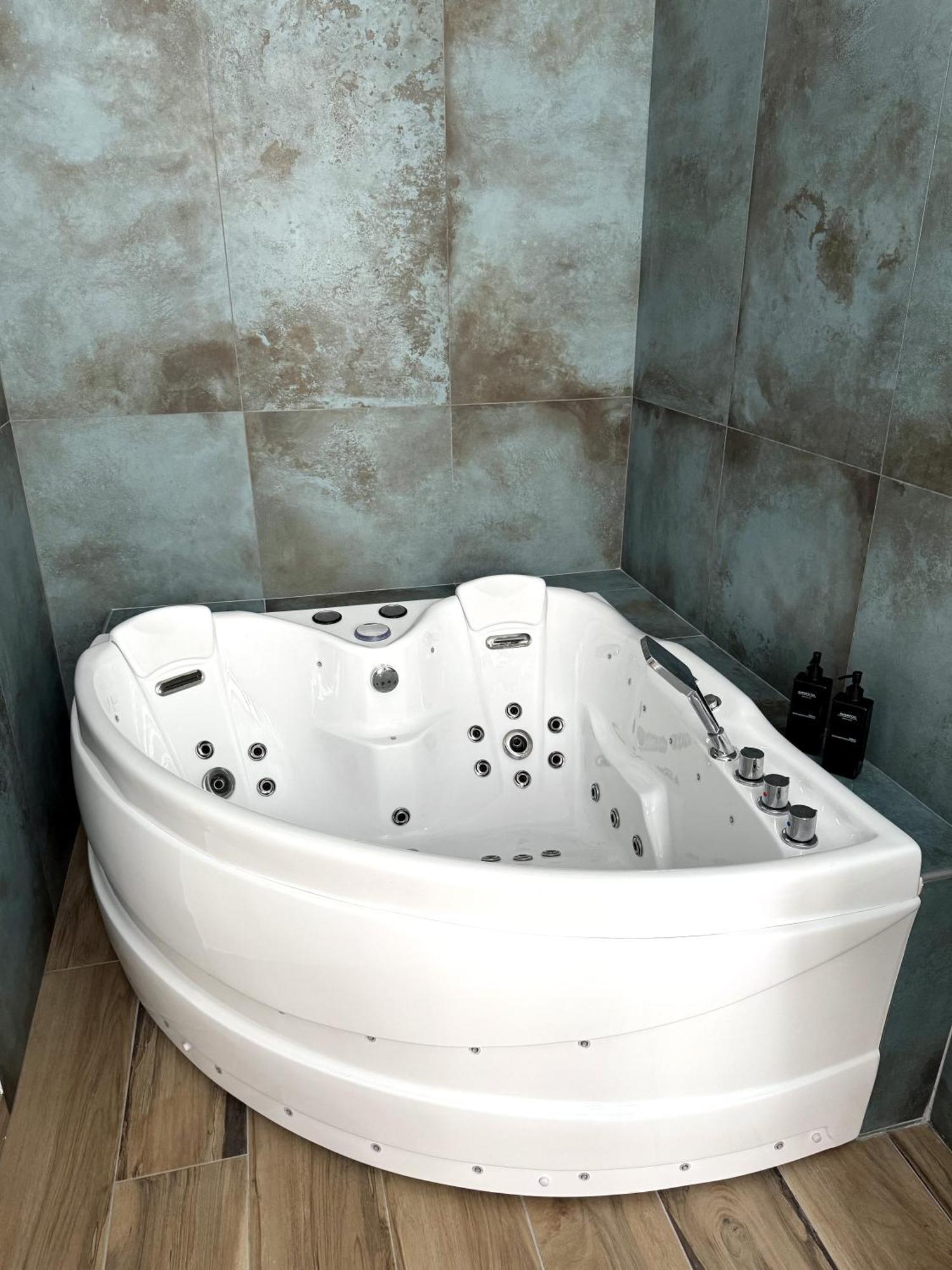 Marais Appartement 2 Chambres 2 Salles De Bain - Spa Jacuzzi ! Paris Ngoại thất bức ảnh